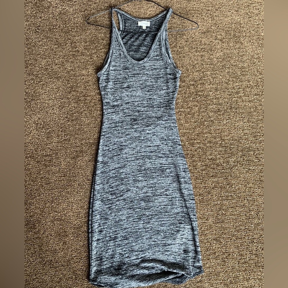 EUC Aritzia Wilfred Free Yasmin Dress Open Back Heathered Grey Size Medium - Picture 3 of 5